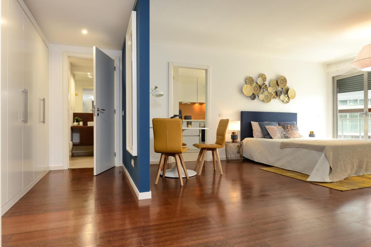 New Loft With Swimming Pool At Parque Das Nacoes! リスボン エクステリア 写真