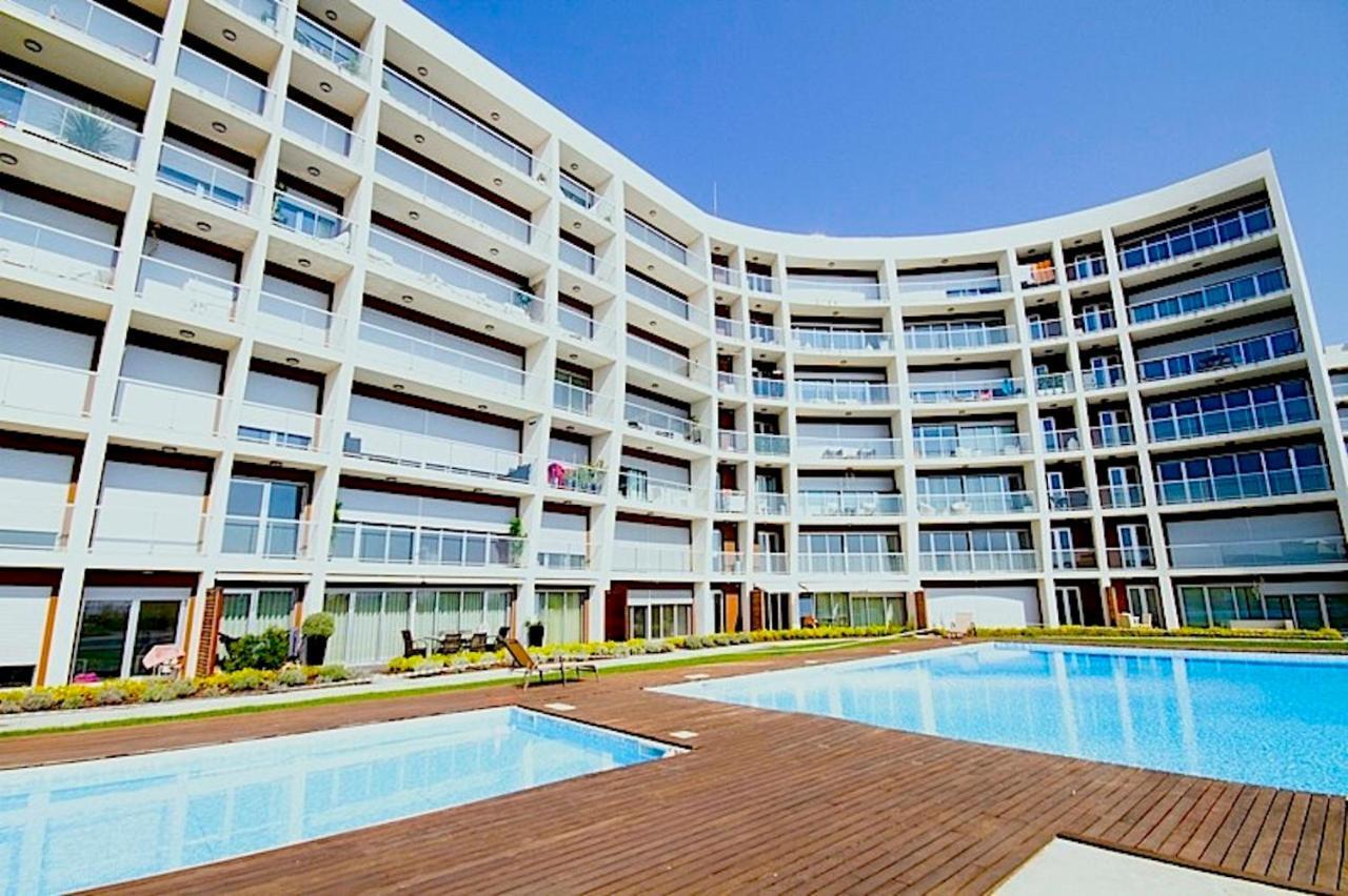 New Loft With Swimming Pool At Parque Das Nacoes! リスボン エクステリア 写真